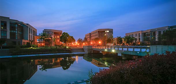 江蘇科技大學