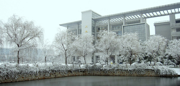 無錫職業(yè)技術(shù)學(xué)院 - 最美大學(xué)