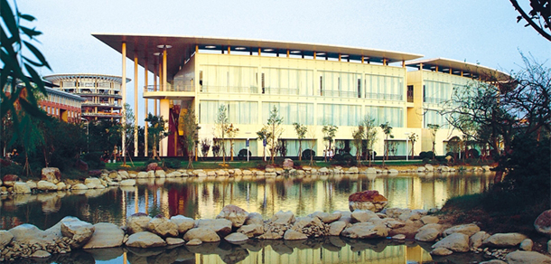 浙江萬里學院 - 最美大學