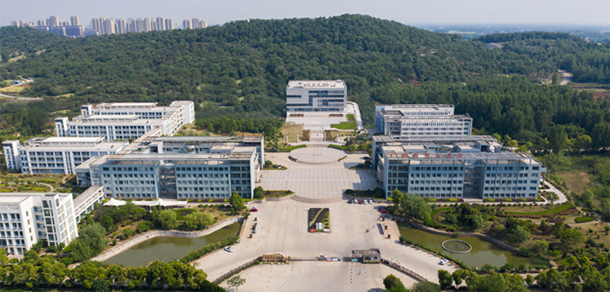 淮南聯(lián)合大學 - 最美大學