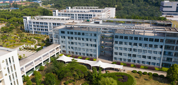 淮南聯(lián)合大學 - 最美大學