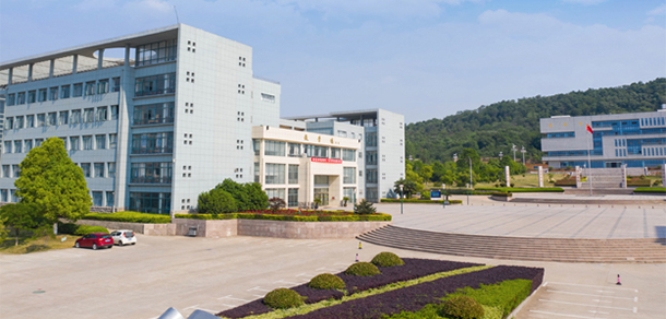 淮南聯(lián)合大學 - 最美大學