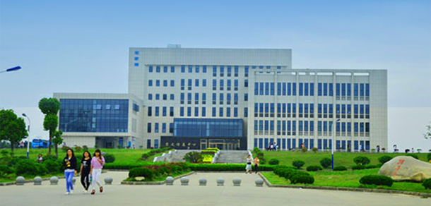徽商職業(yè)學院 - 最美大學