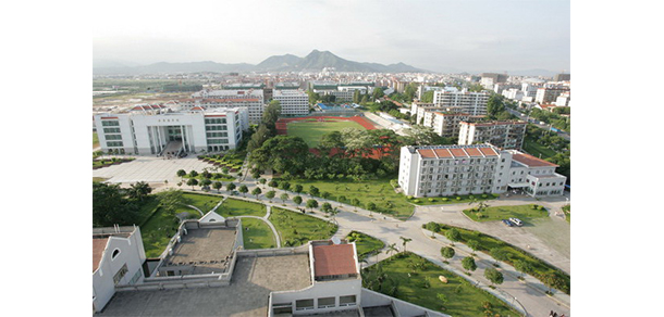 我的大學-大學志