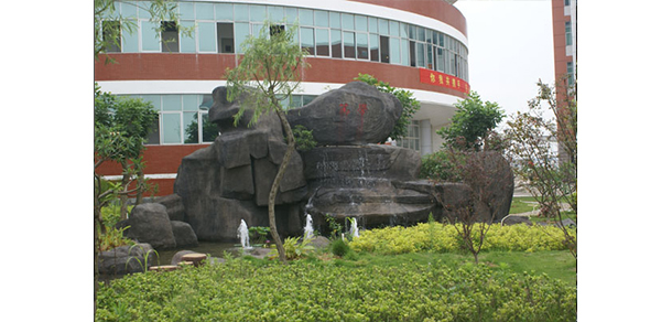 泉州醫(yī)學(xué)高等?？茖W(xué)校 - 最美院校