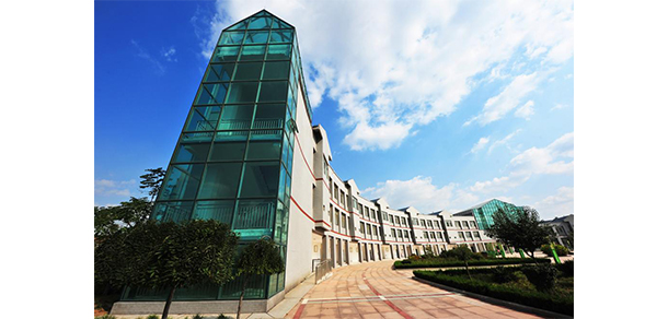 濰坊醫(yī)學院 - 最美大學