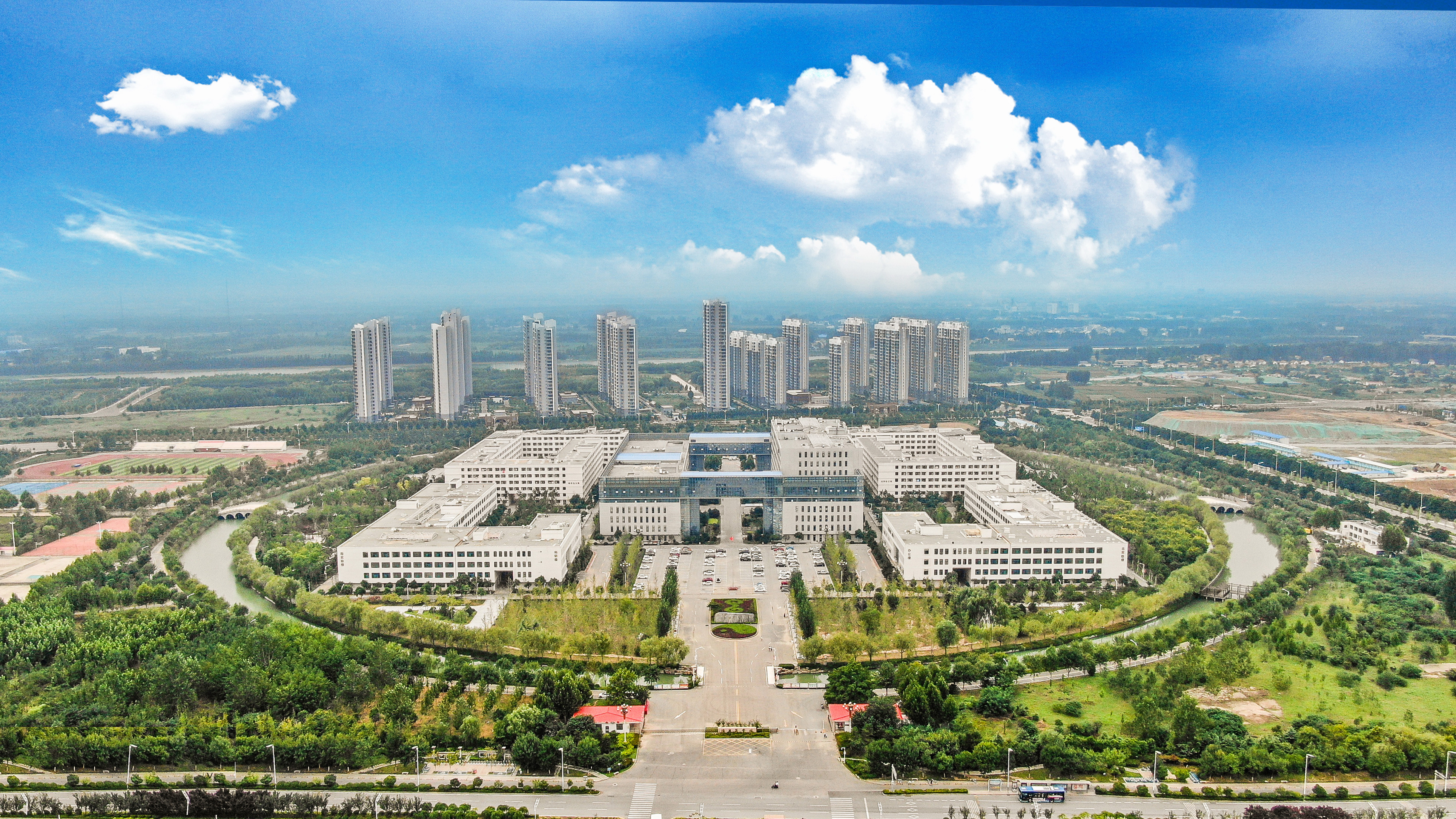 濟(jì)寧醫(yī)學(xué)院-校園風(fēng)景