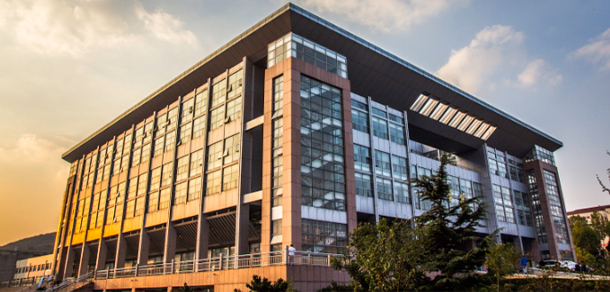 魯東大學 - 最美大學