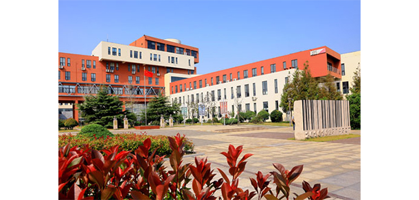 青島電影學(xué)院
