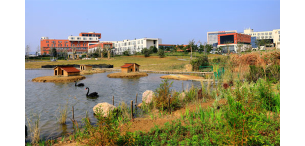 青島電影學(xué)院