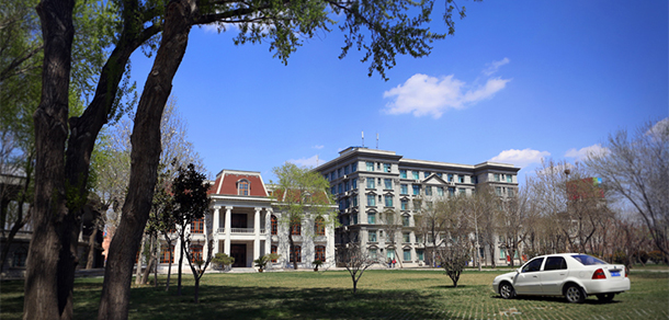 山東圣翰財貿(mào)職業(yè)學院 - 最美大學