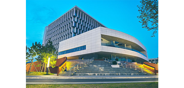 山東藥品食品職業(yè)學院 - 最美大學