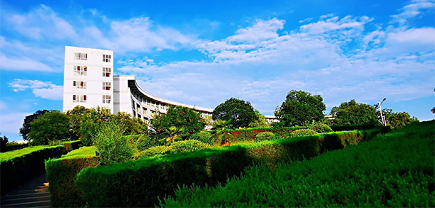 平頂山學(xué)院 - 最美大學(xué)