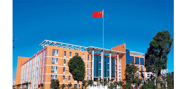 南陽(yáng)醫(yī)學(xué)高等?？茖W(xué)校 - 最美大學(xué)
