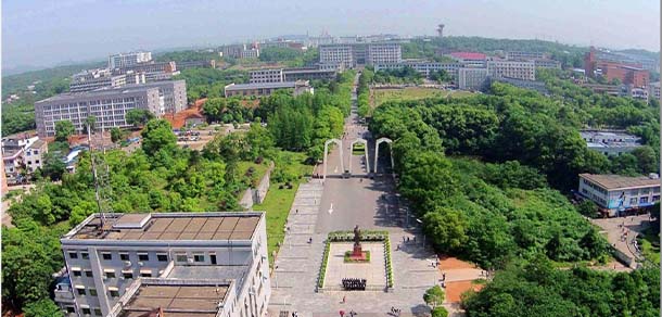 湘潭大學(xué) - 最美院校