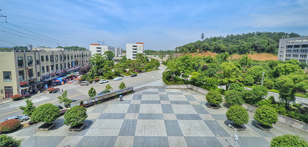 湖南外貿(mào)職業(yè)學院 - 最美院校