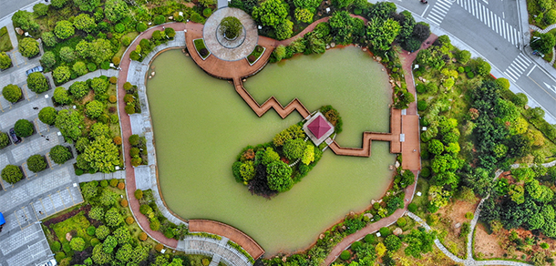 湖南外貿(mào)職業(yè)學院 - 最美大學