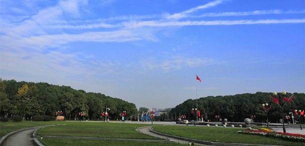 江漢大學(xué) - 最美大學(xué)