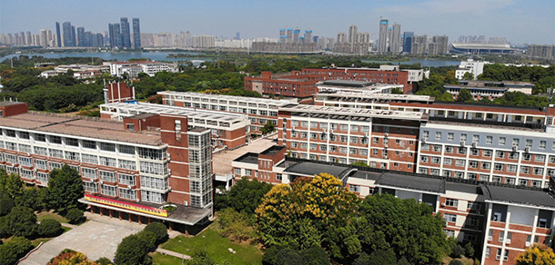 我的大學(xué)-大學(xué)志
