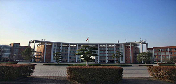 我的大學(xué)-大學(xué)志