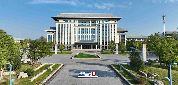 我的大學(xué)-大學(xué)志