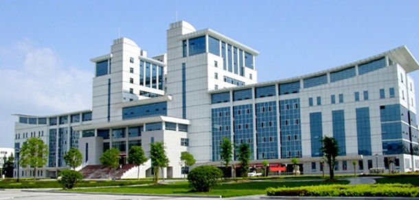 大學(xué)校志：校名、校標(biāo)、校訓(xùn)、?；铡⑿Ｆ?、校歌