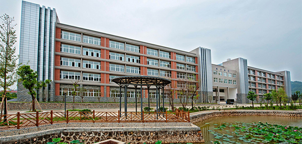 武漢工程科技學院 - 最美大學