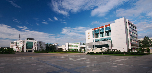 武漢輕工大學 - 最美大學