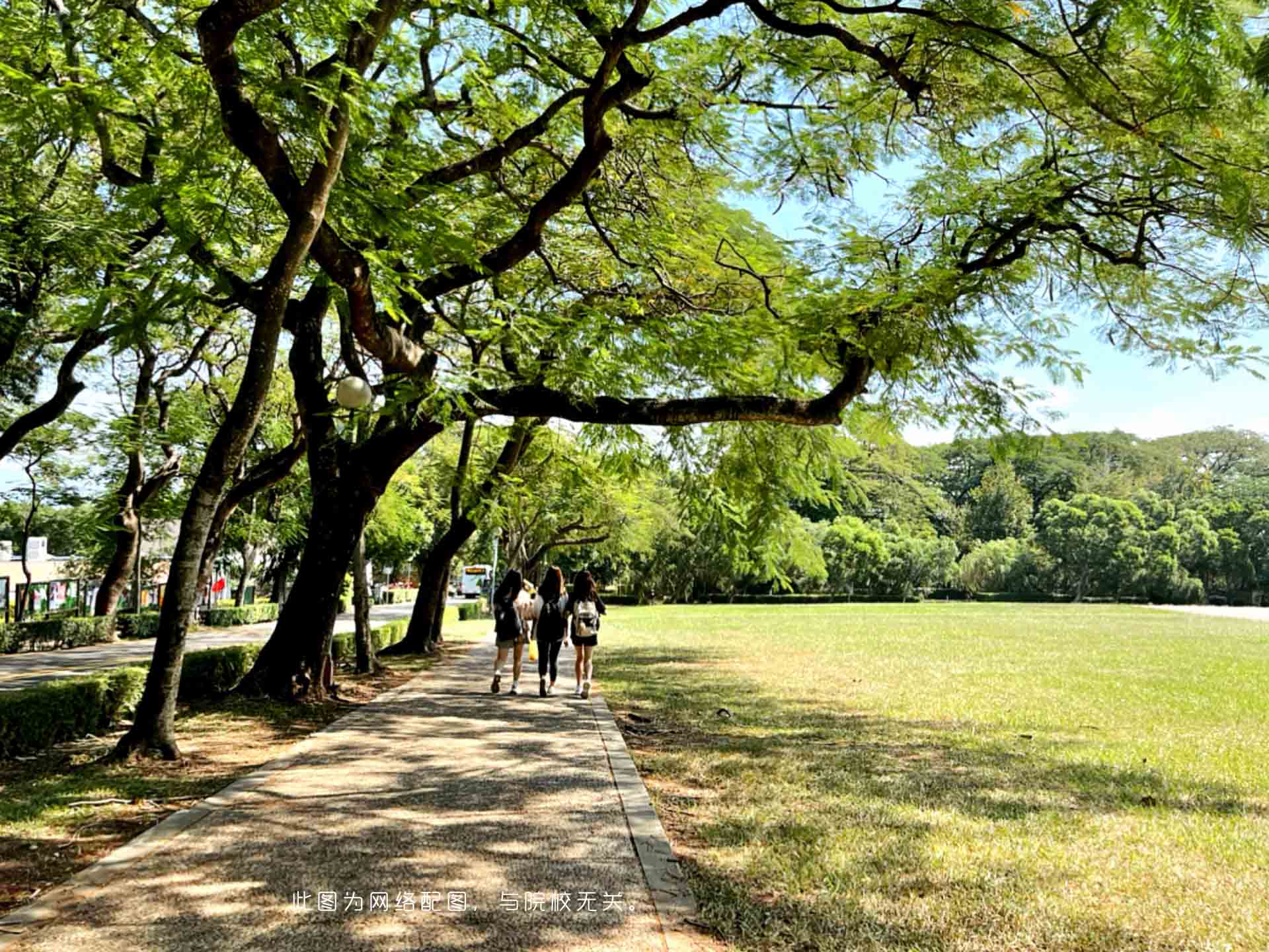 湖北城市建設職業(yè)技術學院 - 院校概況