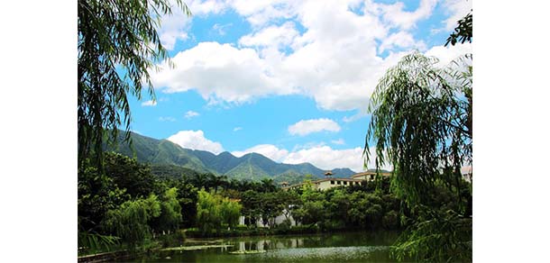 肇慶學院 - 最美院校