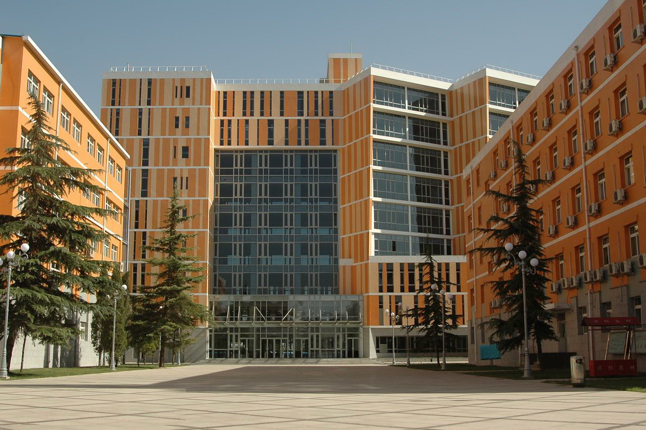 北京交通運輸職業(yè)學(xué)院-校園風景