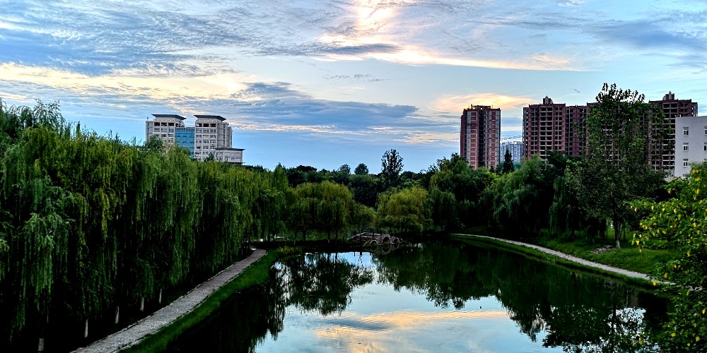 成都中醫(yī)藥大學-校園風景