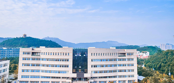 我的大學(xué)-大學(xué)志