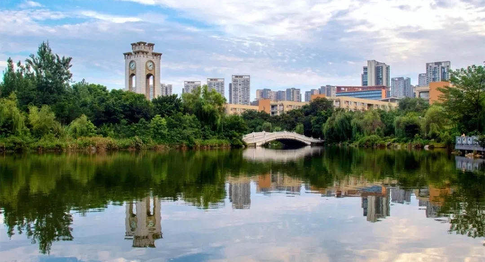 時光匆匆，歲月如歌！——珍惜自己最美好的時光，珍惜時下，放肆而不張揚(yáng)的青春年華。