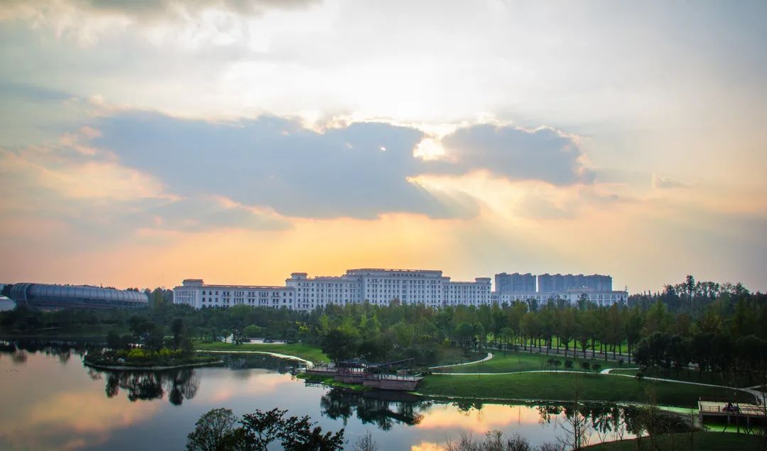 電子科技大學(xué)-校園風(fēng)景