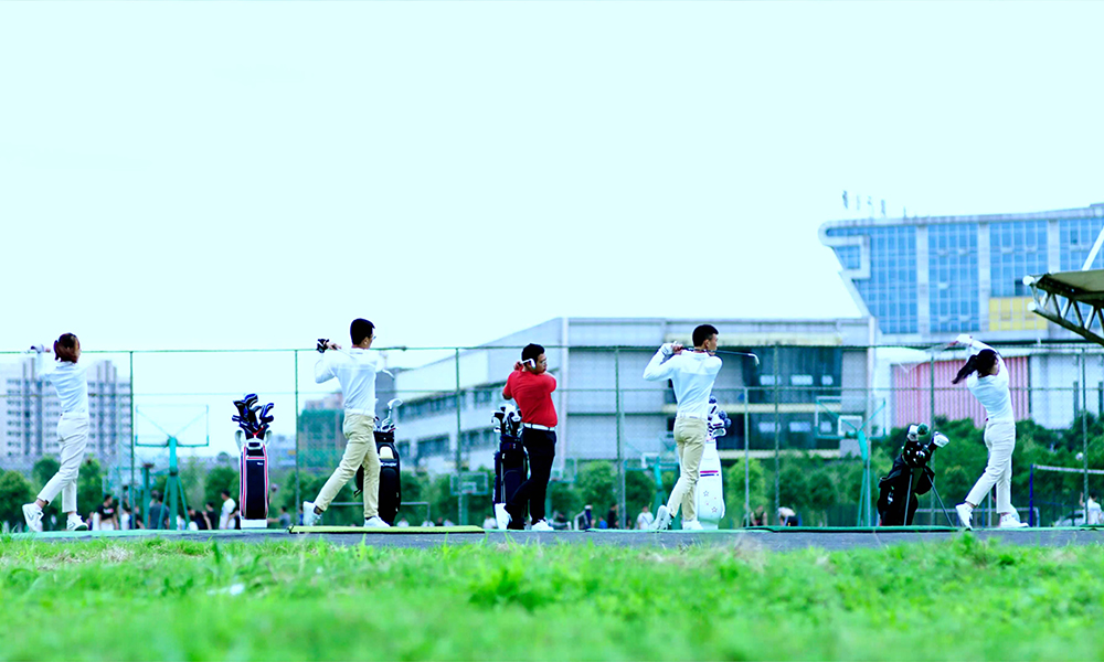 成都藝術(shù)職業(yè)大學(xué) 風(fēng)起四海 · 各自珍重