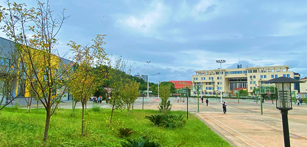 綿陽(yáng)城市學(xué)院