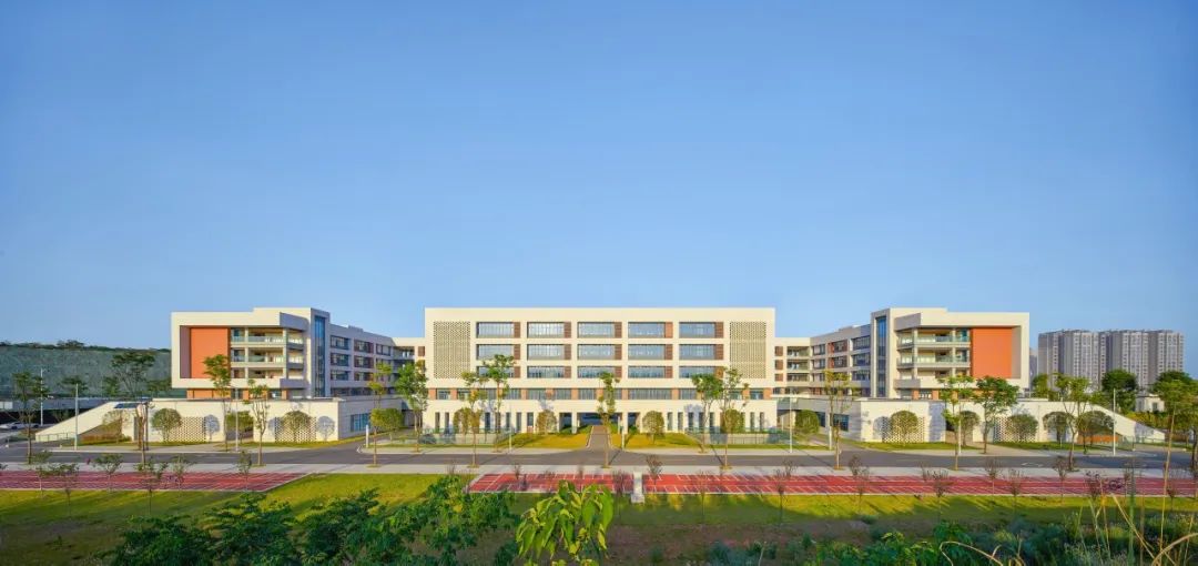 吉利學(xué)院 早安青春