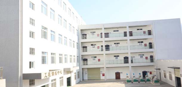 四川機電職業(yè)技術學院 - 最美院校
