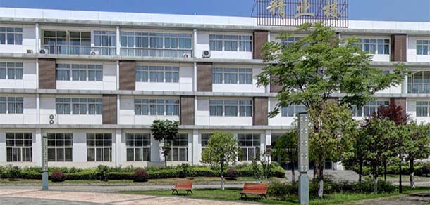 綿陽職業(yè)技術學院 - 最美院校