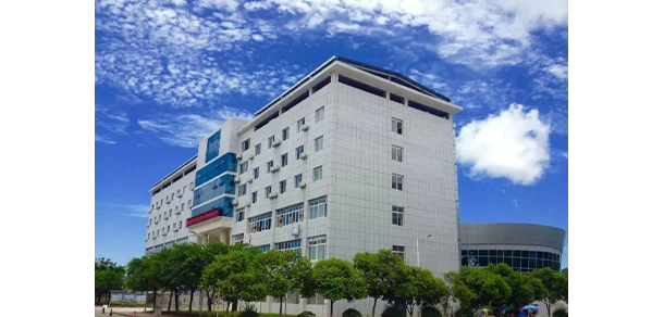 廣安職業(yè)技術學院 - 最美大學
