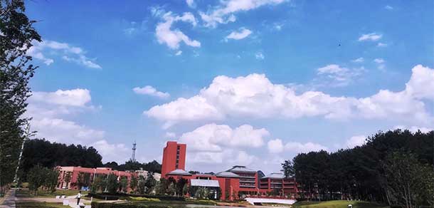 貴州大學(xué) - 最美院校