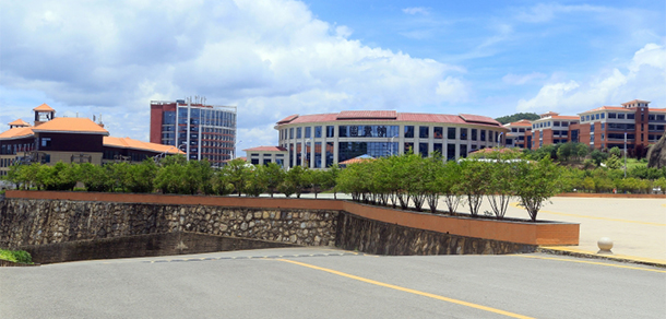 我的大學(xué)-大學(xué)志
