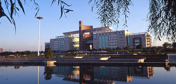 西北政法大學 - 最美院校