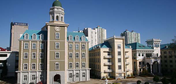 天津醫(yī)科大學 - 最美院校