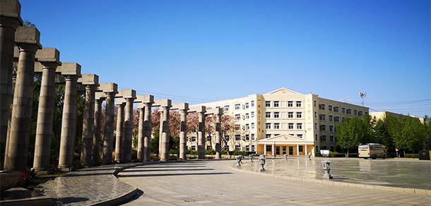 河北東方學(xué)院 - 最美大學(xué)
