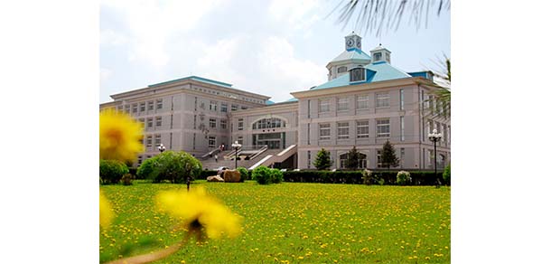 沈陽大學(xué) - 最美院校