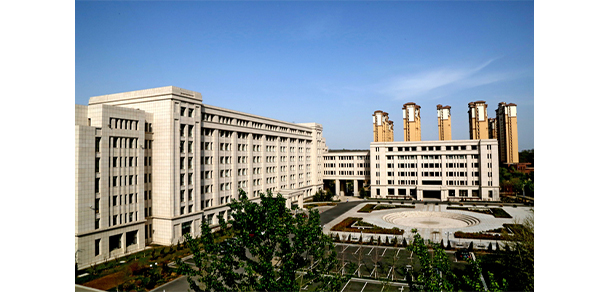 大連大學 - 最美大學