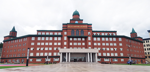 大學(xué)校志：校名、校標(biāo)、校訓(xùn)、校徽、校旗、校歌